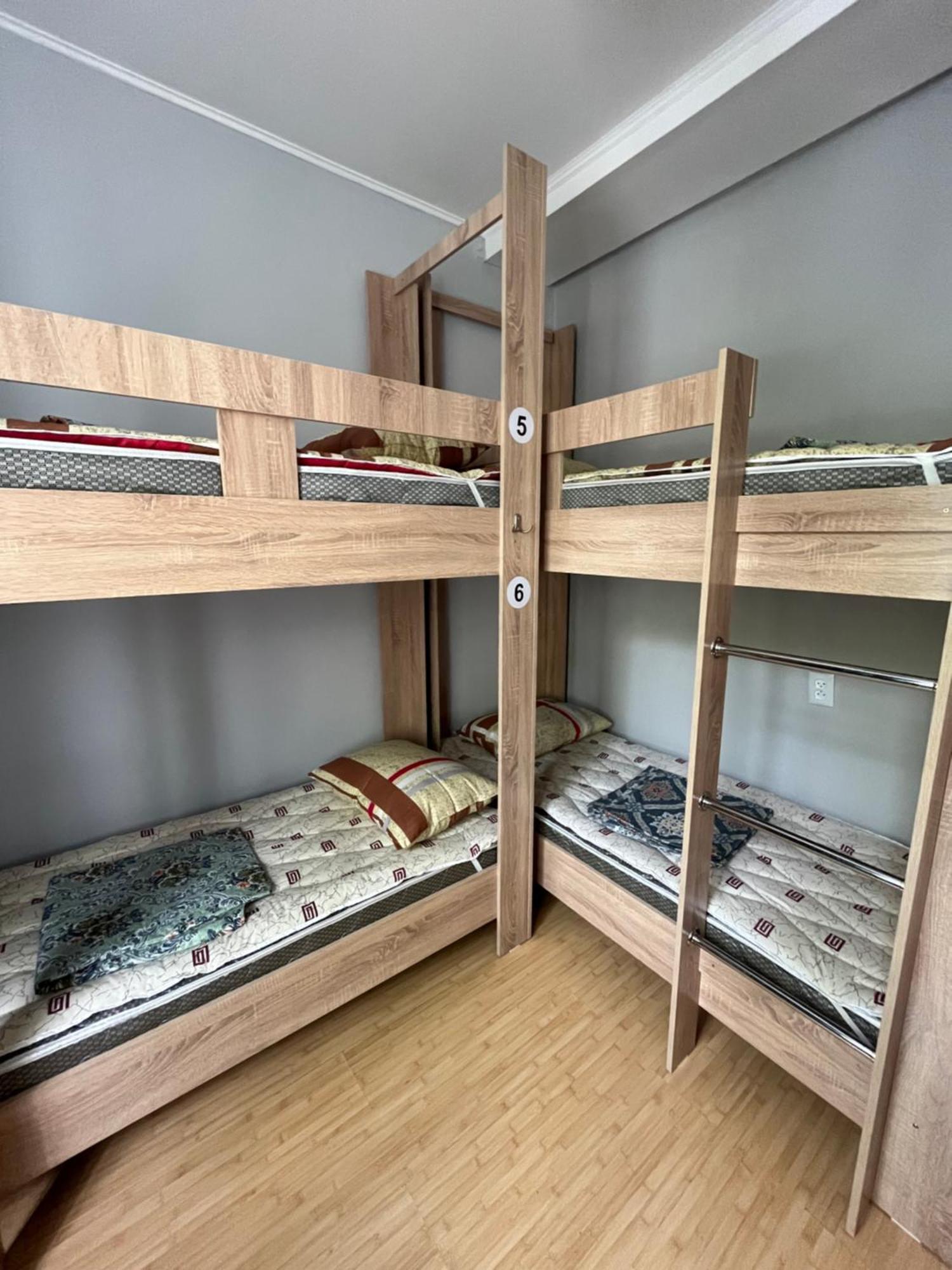 Hostel64 Ałma Ata Zewnętrze zdjęcie